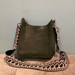 ah-dorned vegan classic messenger bag in olive green